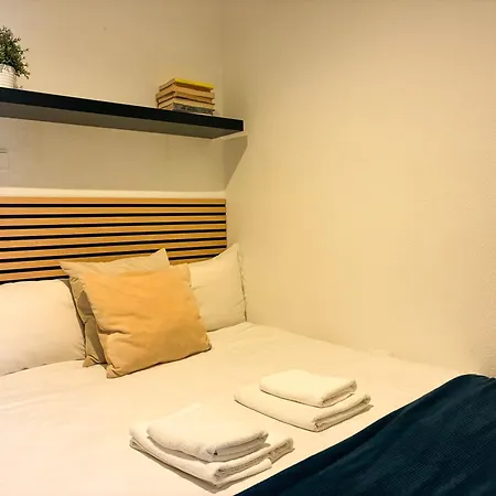 Apartament Praca Flores - Charming Typical Lizbona