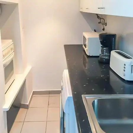 Apartament Praca Flores - Charming Typical Lizbona